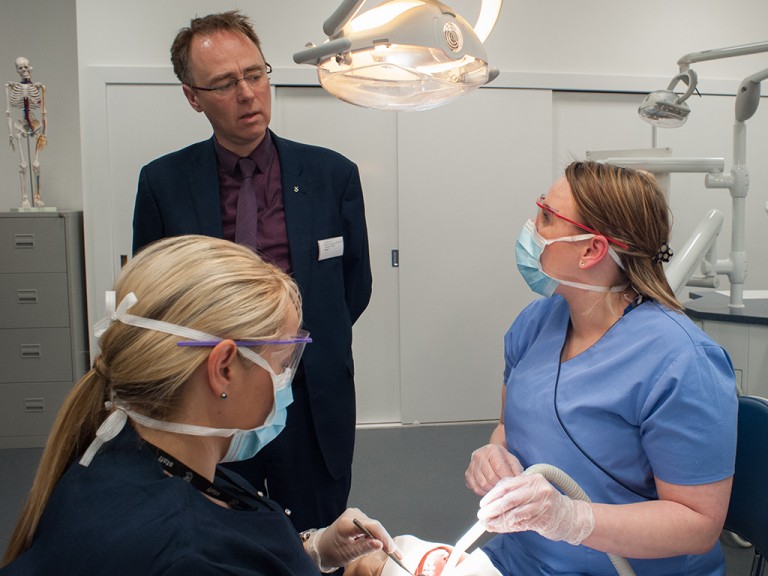 Minister praises new dental facility - Scottish Dental magazine ...